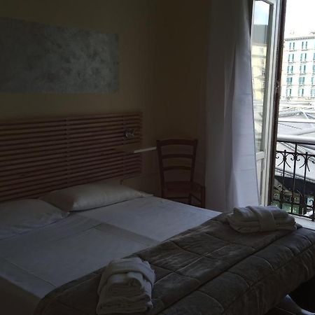 Hotel Eliseo Napoli Kültér fotó