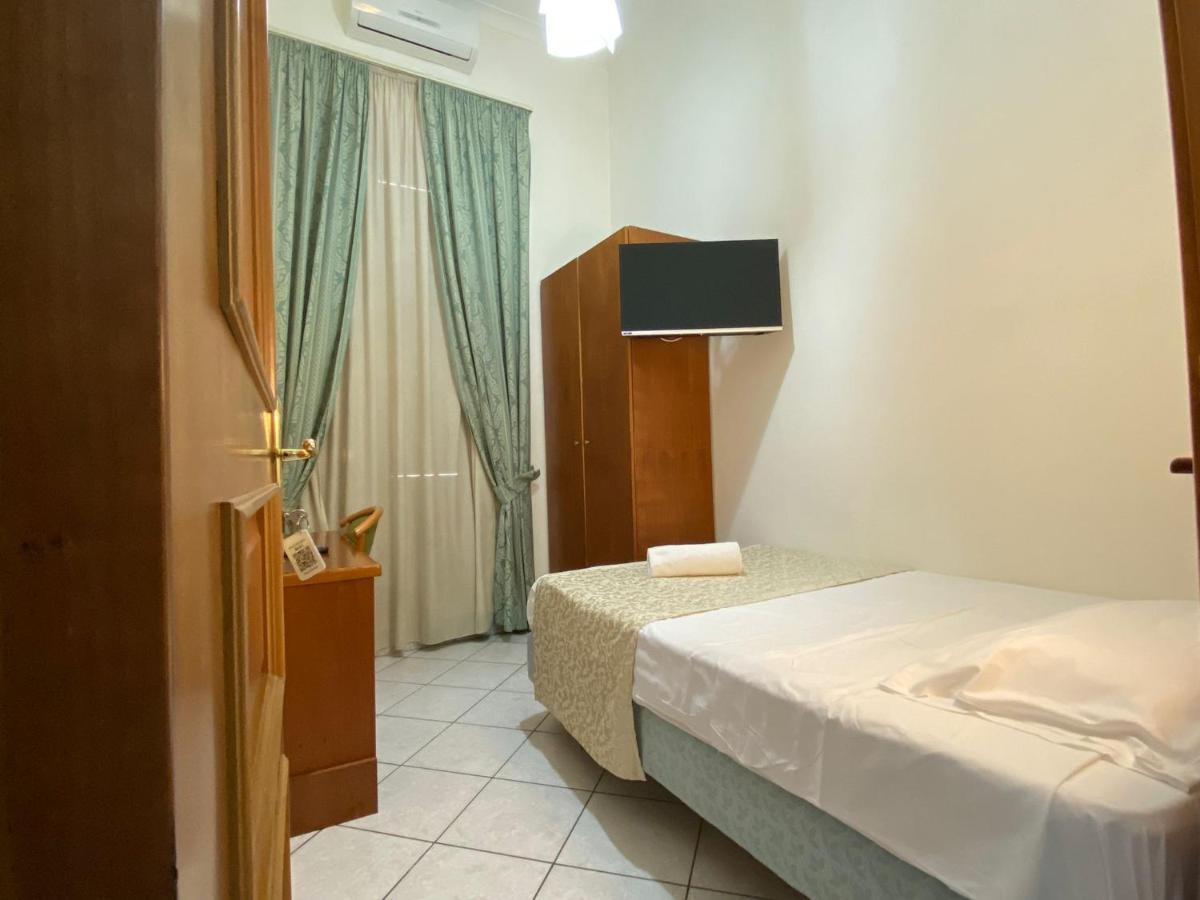 Hotel Eliseo Napoli Kültér fotó