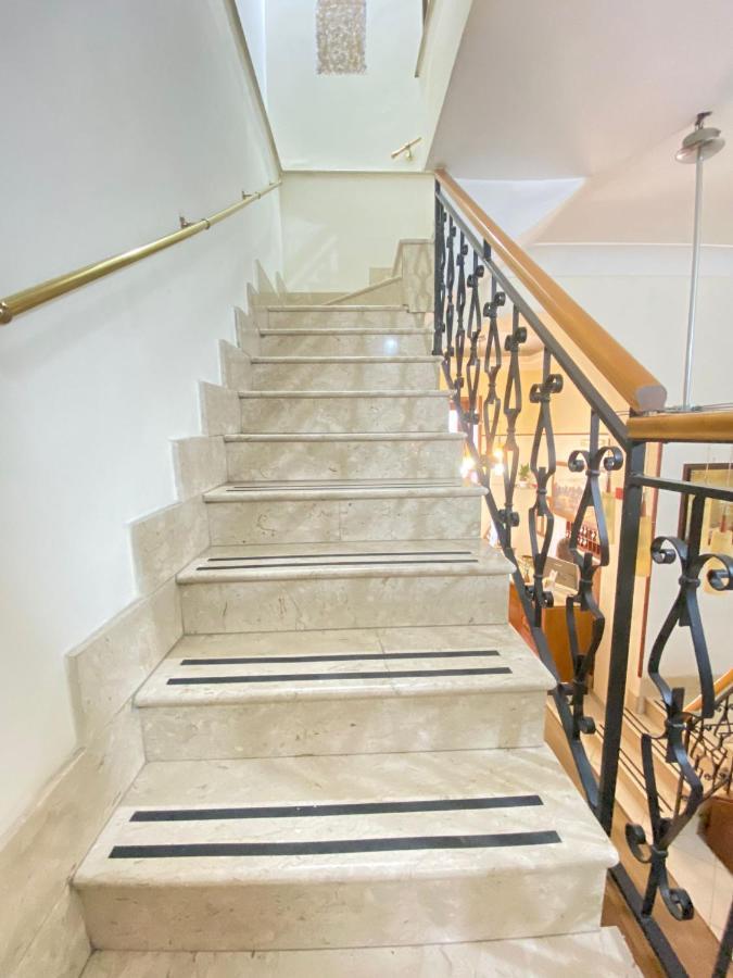 Hotel Eliseo Napoli Kültér fotó