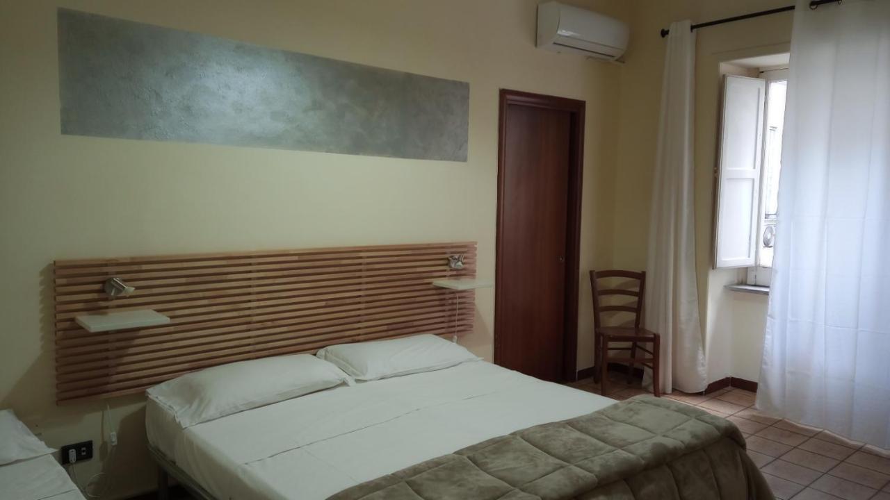 Hotel Eliseo Napoli Kültér fotó