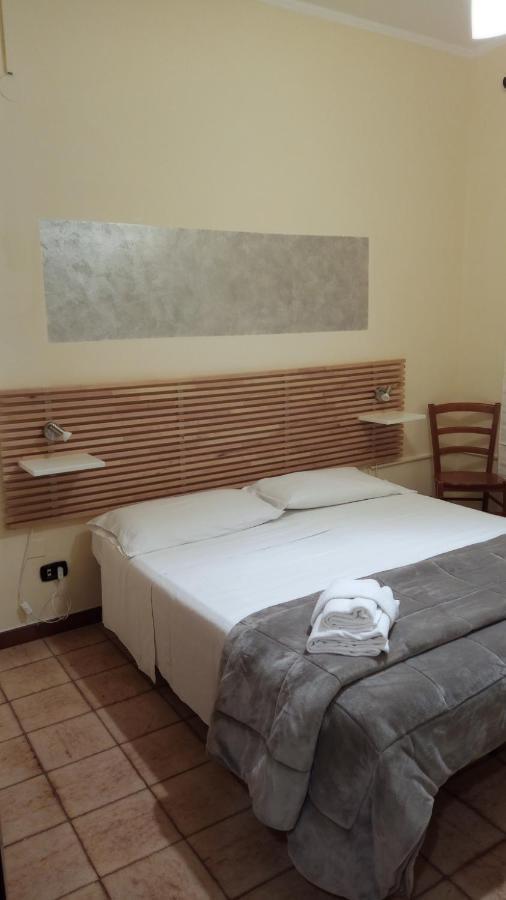 Hotel Eliseo Napoli Kültér fotó