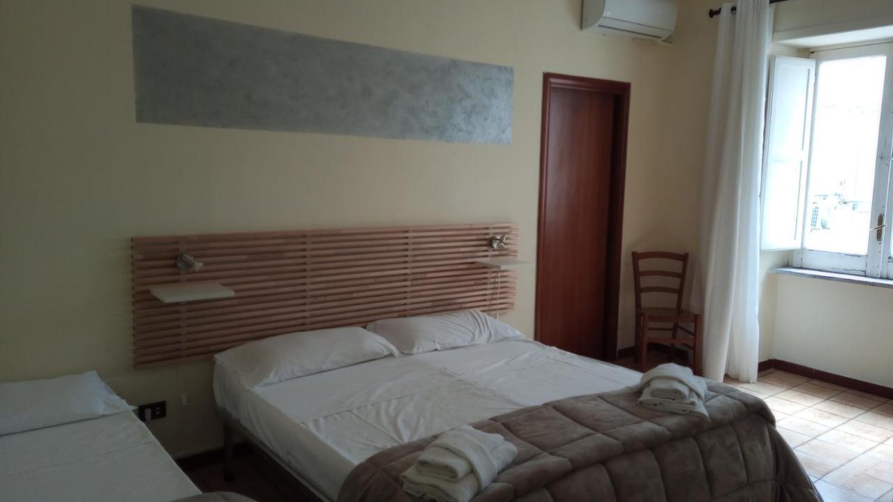Hotel Eliseo Napoli Kültér fotó