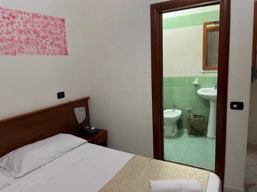 Hotel Eliseo Napoli Kültér fotó
