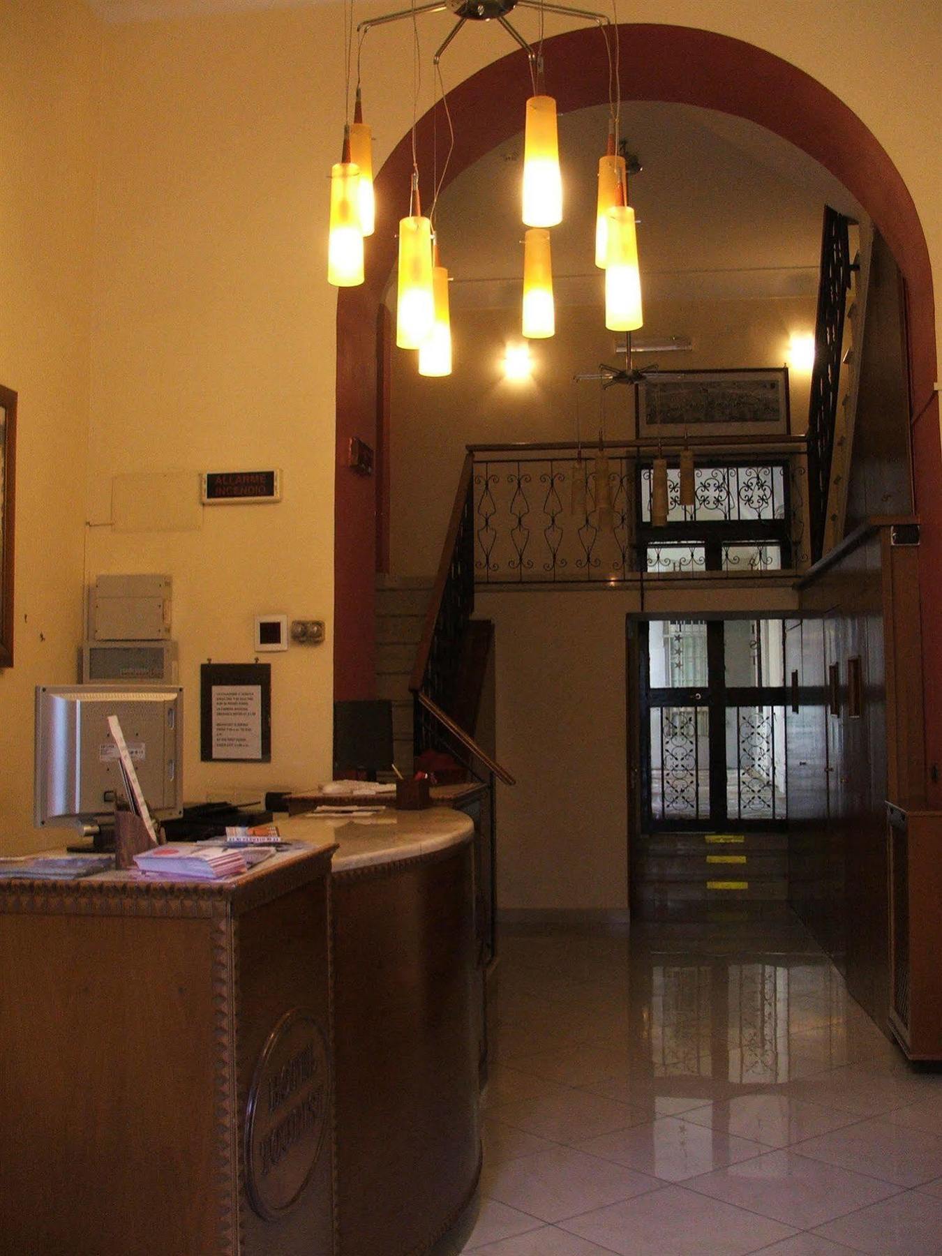 Hotel Eliseo Napoli Kültér fotó